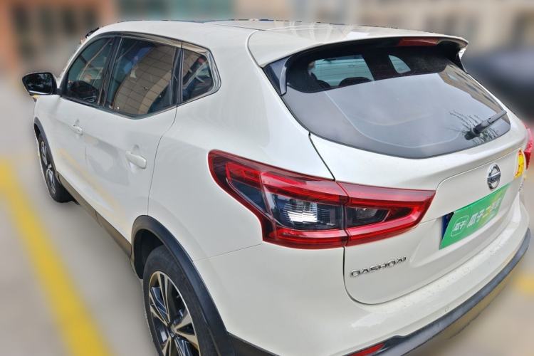 Used Nissan Qashqai 2021 2.0L CVT Luxury Edition Rear Left 45 Deg