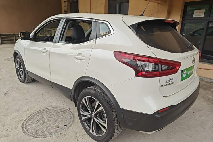 Used Nissan Qashqai 2021 2.0L CVT Luxury Edition Rear Left 45 Deg