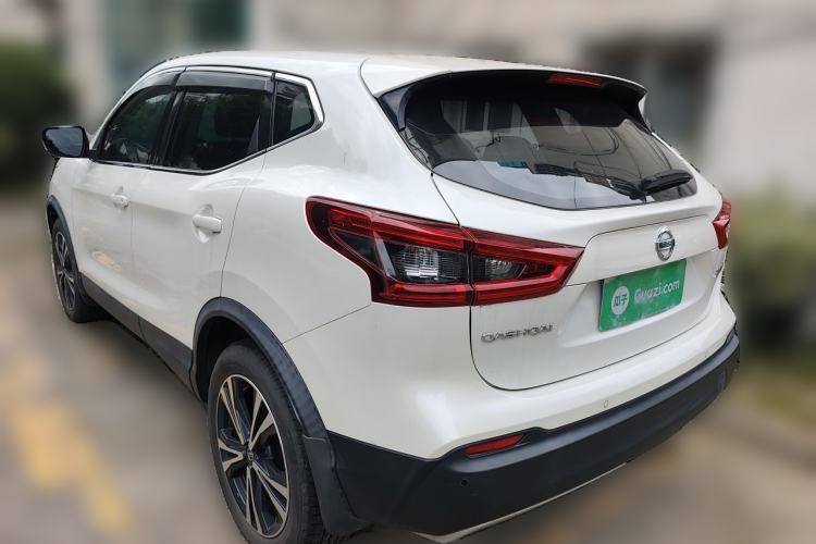 Used Nissan Qashqai 2021 2.0L CVT Luxury Edition Rear Left 45 Deg