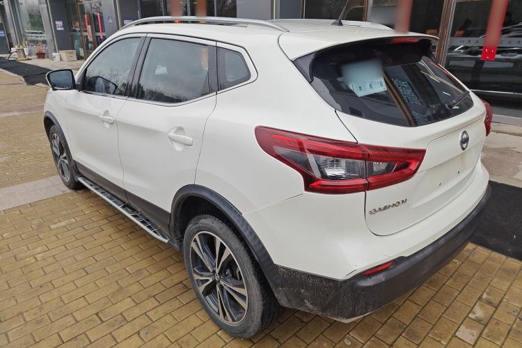 Used Nissan Qashqai 2021 2.0L CVT Luxury Navigation Edition Rear Left 45 Deg