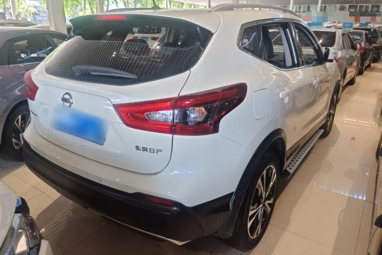 Used Nissan Qashqai 2021 2.0L CVT Luxury Edition Rear Right 45 Deg