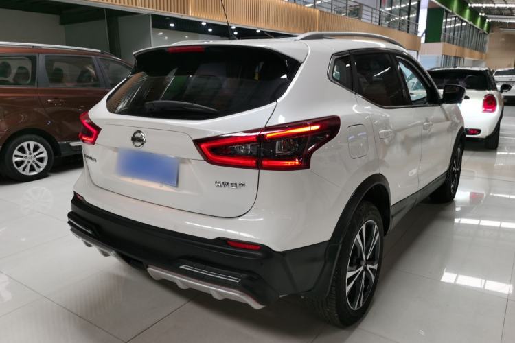 Used Nissan Qashqai 2021 2.0L CVT Luxury Edition Rear Right 45 Deg