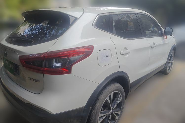 Used Nissan Qashqai 2021 2.0L CVT Luxury Edition Rear Right 45 Deg