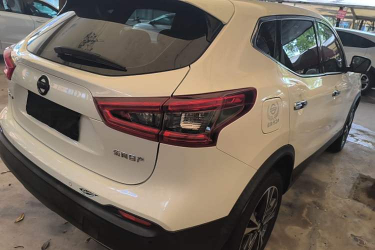 Used Nissan Qashqai 2021 2.0L CVT Luxury Edition Rear Right 45 Deg