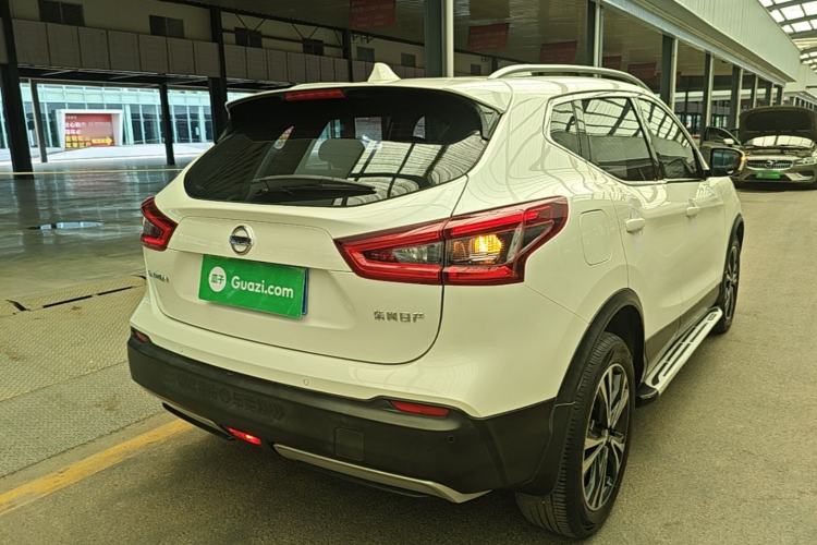 Used Nissan Qashqai 2021 2.0L CVT Luxury Navigation Edition Rear Right 45 Deg