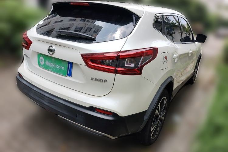 Used Nissan Qashqai 2021 2.0L CVT Luxury Edition Rear Right 45 Deg