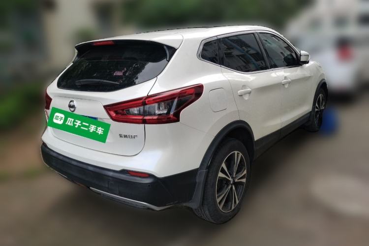 Used Nissan Qashqai 2021 2.0L CVT Luxury Edition Rear Right 45 Deg