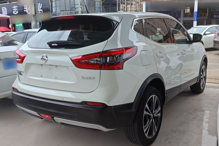 Used Nissan Qashqai 2021 2.0L CVT Luxury Edition Rear Right 45 Deg