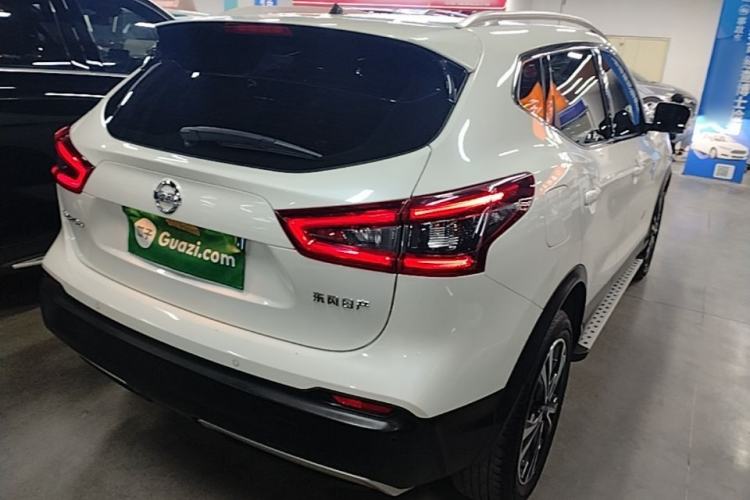 Used Nissan Qashqai 2021 2.0L CVT Luxury Edition Rear Right 45 Deg