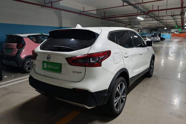 Used Nissan Qashqai 2021 2.0L CVT Luxury Edition Rear Right 45 Deg