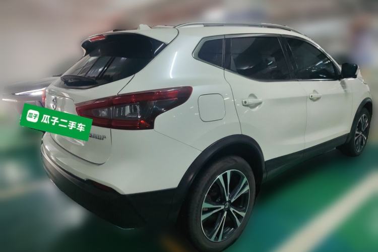 Used Nissan Qashqai 2021 2.0L CVT Luxury Edition Rear Right 45 Deg