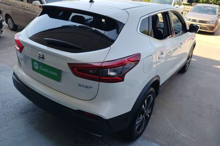 Used Nissan Qashqai 2021 2.0L CVT Luxury Edition Rear Right 45 Deg