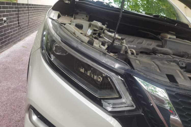 Used Nissan Qashqai 2021 2.0L CVT Luxury Edition Right Front Headlight