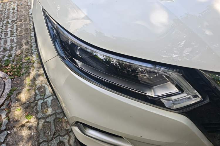 Used Nissan Qashqai 2021 2.0L CVT Luxury Edition Right Front Headlight