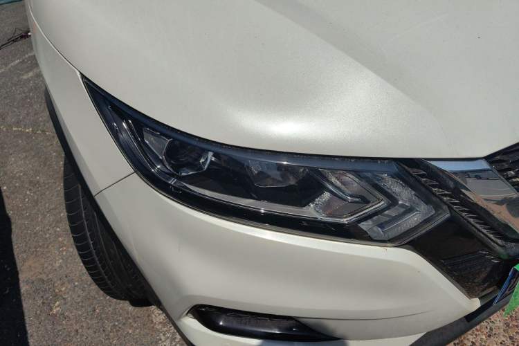 Used Nissan Qashqai 2021 2.0L CVT Smart Enjoyment Version Right Front Headlight