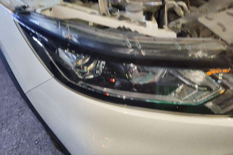 Used Nissan Qashqai 2021 2.0L CVT Smart Enjoyment Version Right Front Headlight