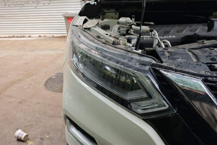 Used Nissan Qashqai 2021 2.0L CVT Luxury Edition Right Front Headlight