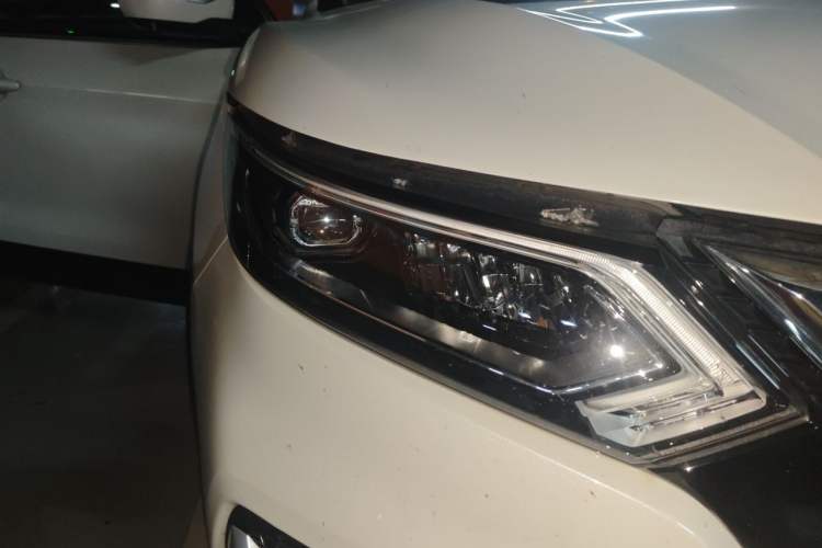 Used Nissan Qashqai 2021 2.0L CVT Luxury Edition Right Front Headlight