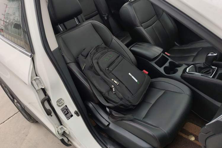 Used Nissan Qashqai 2021 2.0L CVT Luxury Edition Right Front Seat
