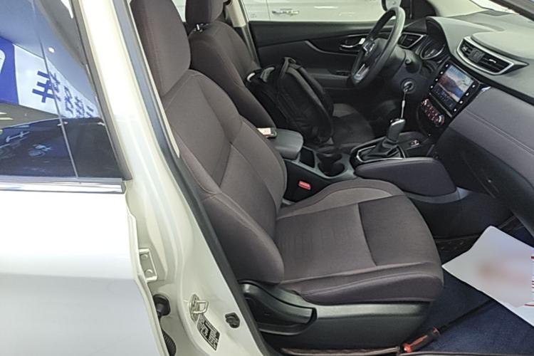 Used Nissan Qashqai 2021 2.0L CVT Smart Enjoyment Version Right Front Seat