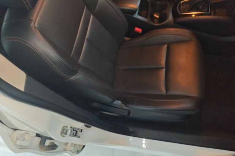 Used Nissan Qashqai 2021 2.0L CVT Luxury Edition Right Front Seat