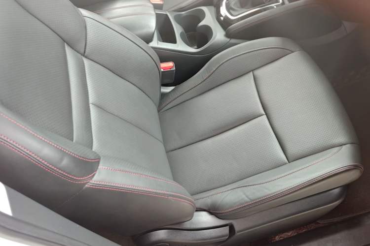 Used Nissan Qashqai 2021 2.0L CVT Luxury Edition Right Front Seat
