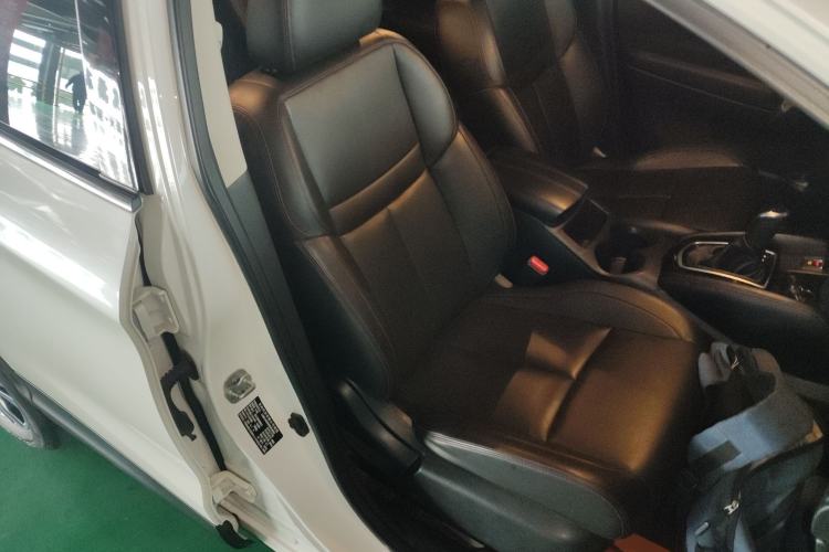 Used Nissan Qashqai 2021 2.0L CVT Luxury Edition Right Front Seat
