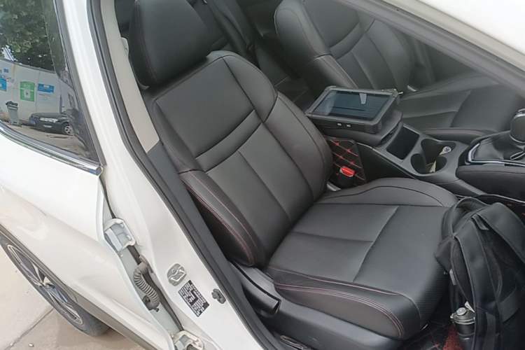 Used Nissan Qashqai 2021 2.0L CVT Luxury Edition Right Front Seat