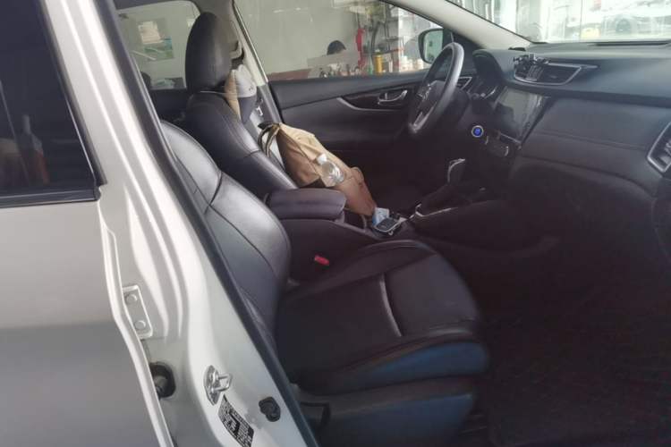 Used Nissan Qashqai 2021 2.0L CVT Smart Enjoyment Version Right Front Seat