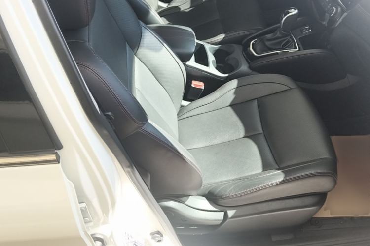 Used Nissan Qashqai 2021 2.0L CVT Luxury Edition Right Front Seat