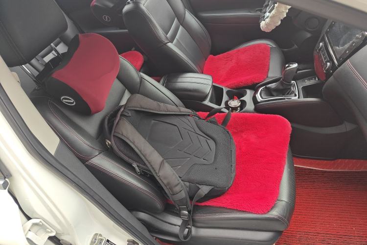 Used Nissan Qashqai 2021 2.0L CVT Luxury Navigation Edition Right Front Seat