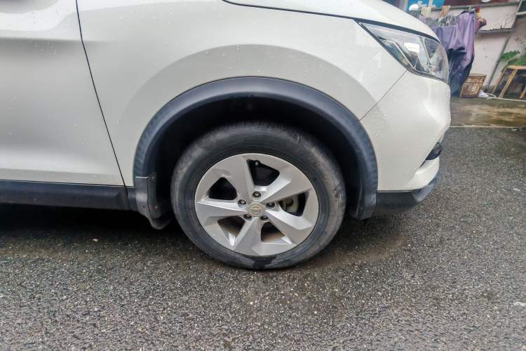 Used Nissan Qashqai 2021 2.0L CVT Smart Enjoyment Version Right Front Wheel Hub