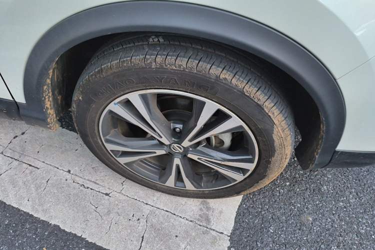 Used Nissan Qashqai 2021 2.0L CVT Luxury Edition Right Front Wheel Hub