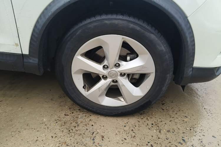 Used Nissan Qashqai 2021 2.0L CVT Smart Enjoyment Version Right Front Wheel Hub