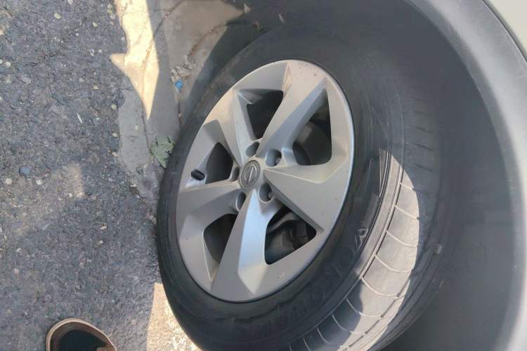 Used Nissan Qashqai 2021 2.0L CVT Smart Enjoyment Version Right Front Wheel Hub