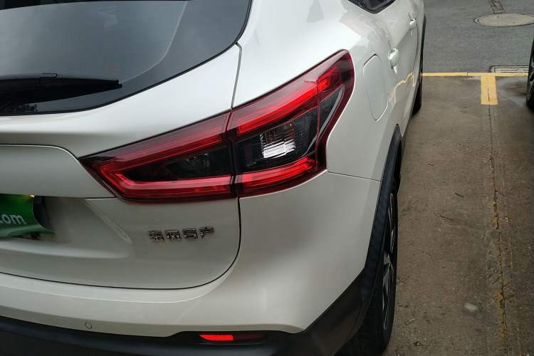 Used Nissan Qashqai 2021 2.0L CVT Luxury Edition Right Rear Taillight