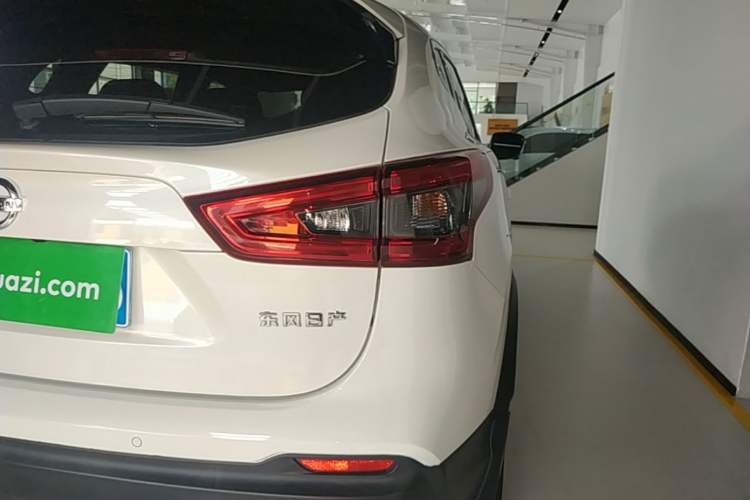 Used Nissan Qashqai 2021 2.0L CVT Luxury Edition Right Rear Taillight