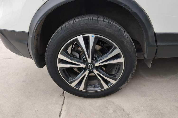 Used Nissan Qashqai 2021 2.0L CVT Luxury Edition Right Rear Wheel Hub