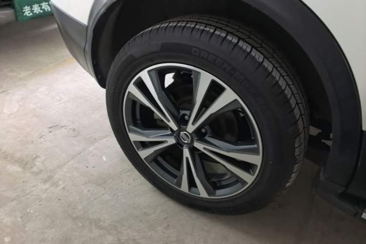 Used Nissan Qashqai 2021 2.0L CVT Luxury Edition Right Rear Wheel Hub