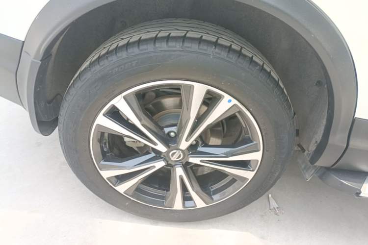 Used Nissan Qashqai 2021 2.0L CVT Luxury Edition Right Rear Wheel Hub