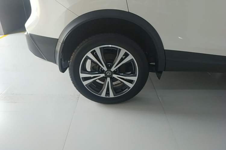 Used Nissan Qashqai 2021 2.0L CVT Luxury Edition Right Rear Wheel Hub