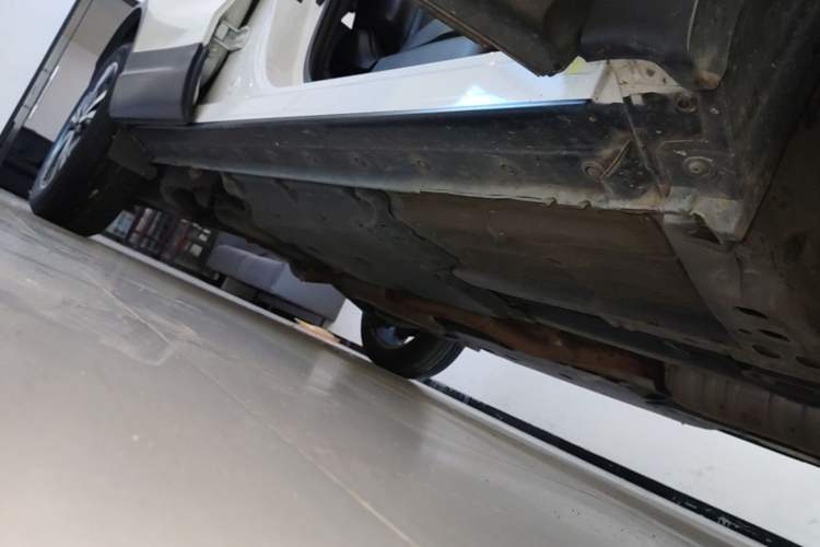 Used Nissan Qashqai 2021 2.0L CVT Luxury Edition Right Side Sill