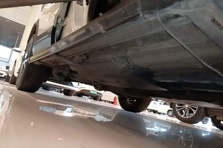 Used Nissan Qashqai 2021 2.0L CVT Luxury Edition Right Side Sill