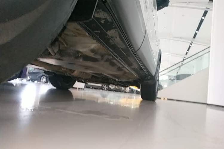 Used Nissan Qashqai 2021 2.0L CVT Luxury Edition Right Side Sill