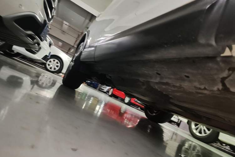 Used Nissan Qashqai 2021 2.0L CVT Luxury Edition Right Side Sill