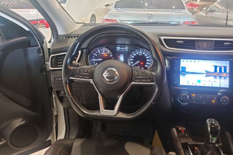 Used Nissan Qashqai 2021 2.0L CVT Luxury Edition Steering Wheel