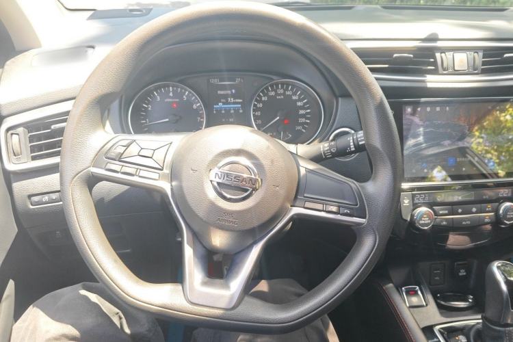 Used Nissan Qashqai 2021 2.0L CVT Smart Enjoyment Version Steering Wheel