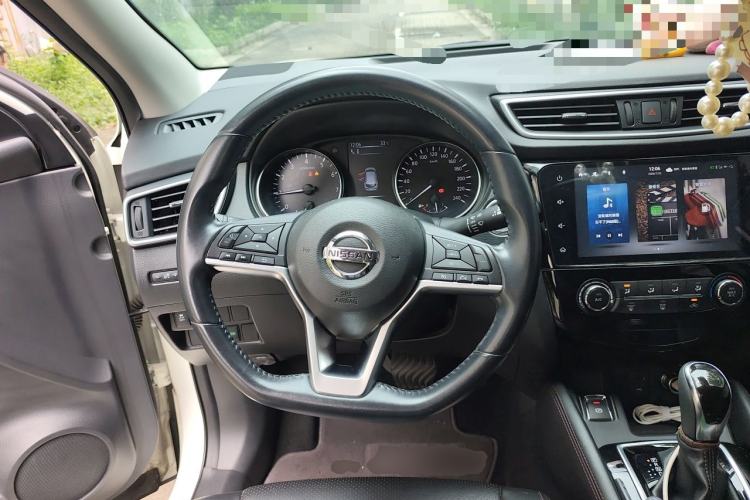 Used Nissan Qashqai 2021 2.0L CVT Luxury Edition Steering Wheel
