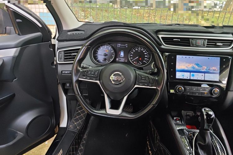 Used Nissan Qashqai 2021 2.0L CVT Luxury Edition Steering Wheel