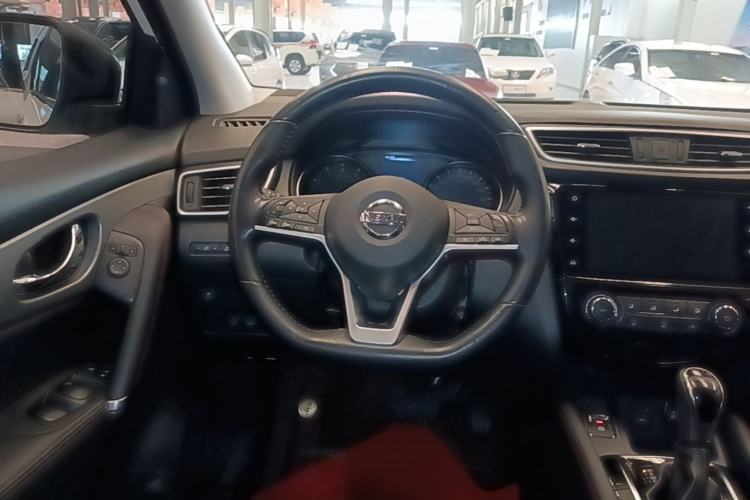 Used Nissan Qashqai 2021 2.0L CVT Luxury Edition Steering Wheel